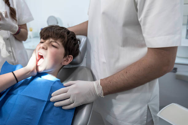 Best Emergency Broken Tooth Repair in Bridgeport, CT